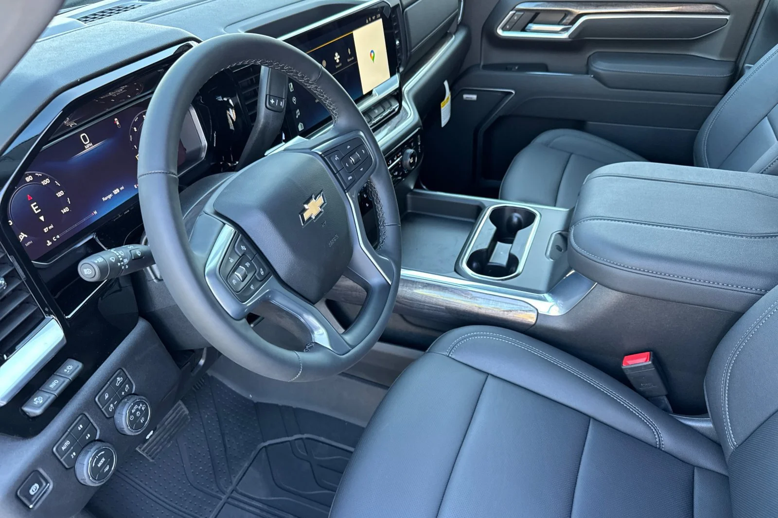 2026 Chevrolet Silverado 3500 HD LTZ view 9