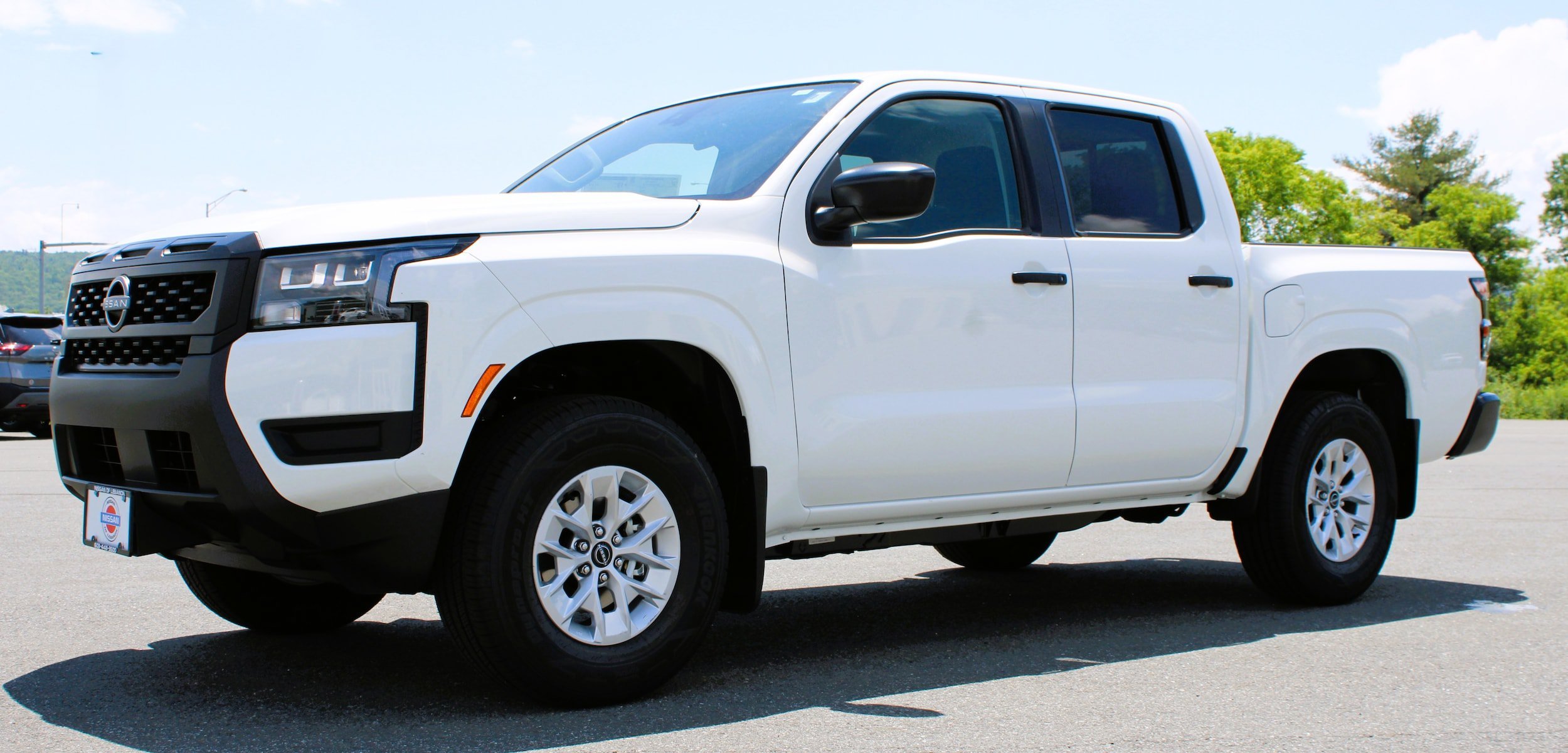 New 2026 Glacier White Nissan Crew Cab S image 14