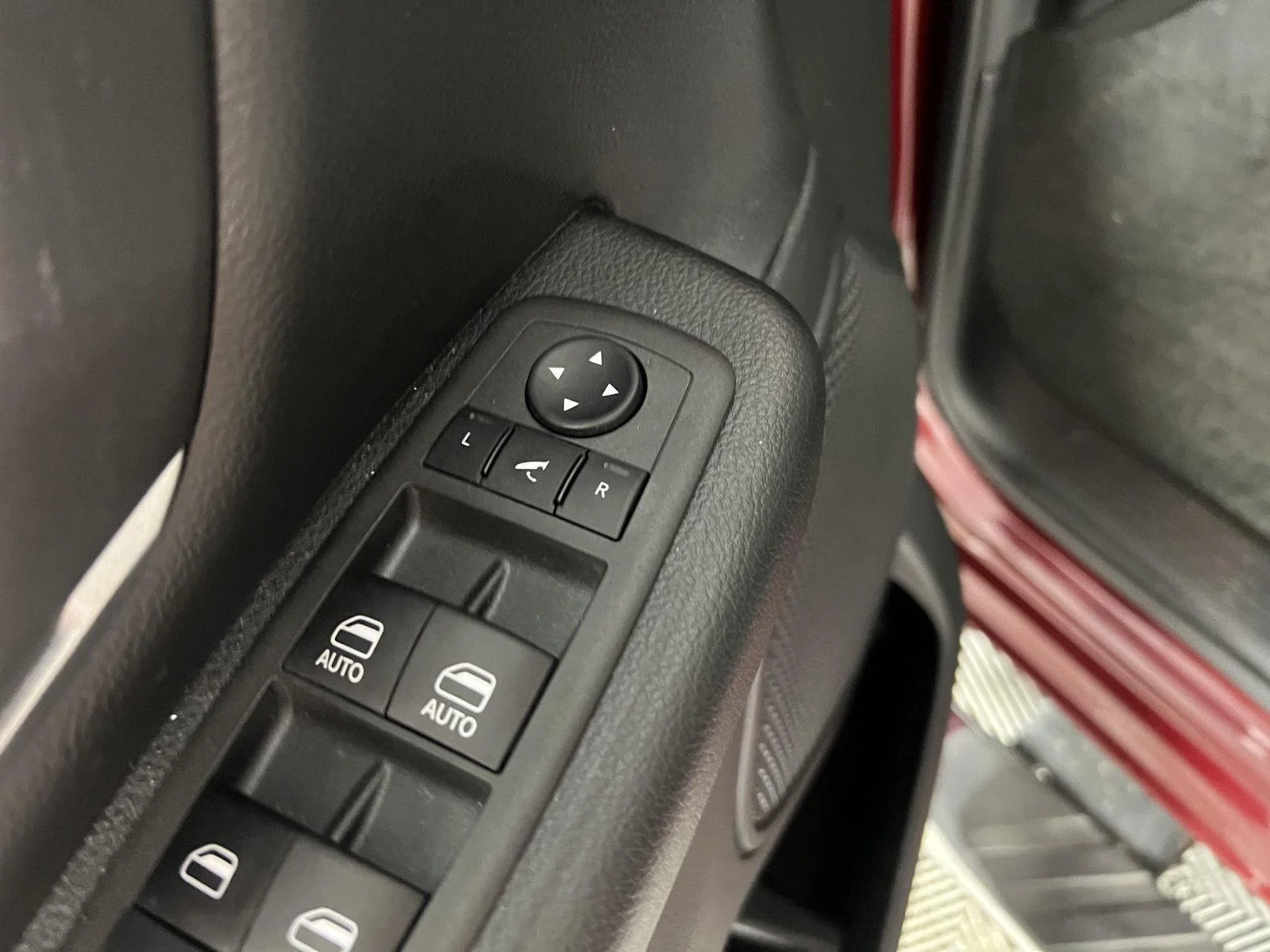 Used 2022 Delmonico Red Pearlcoat Ram Big Horn image 11