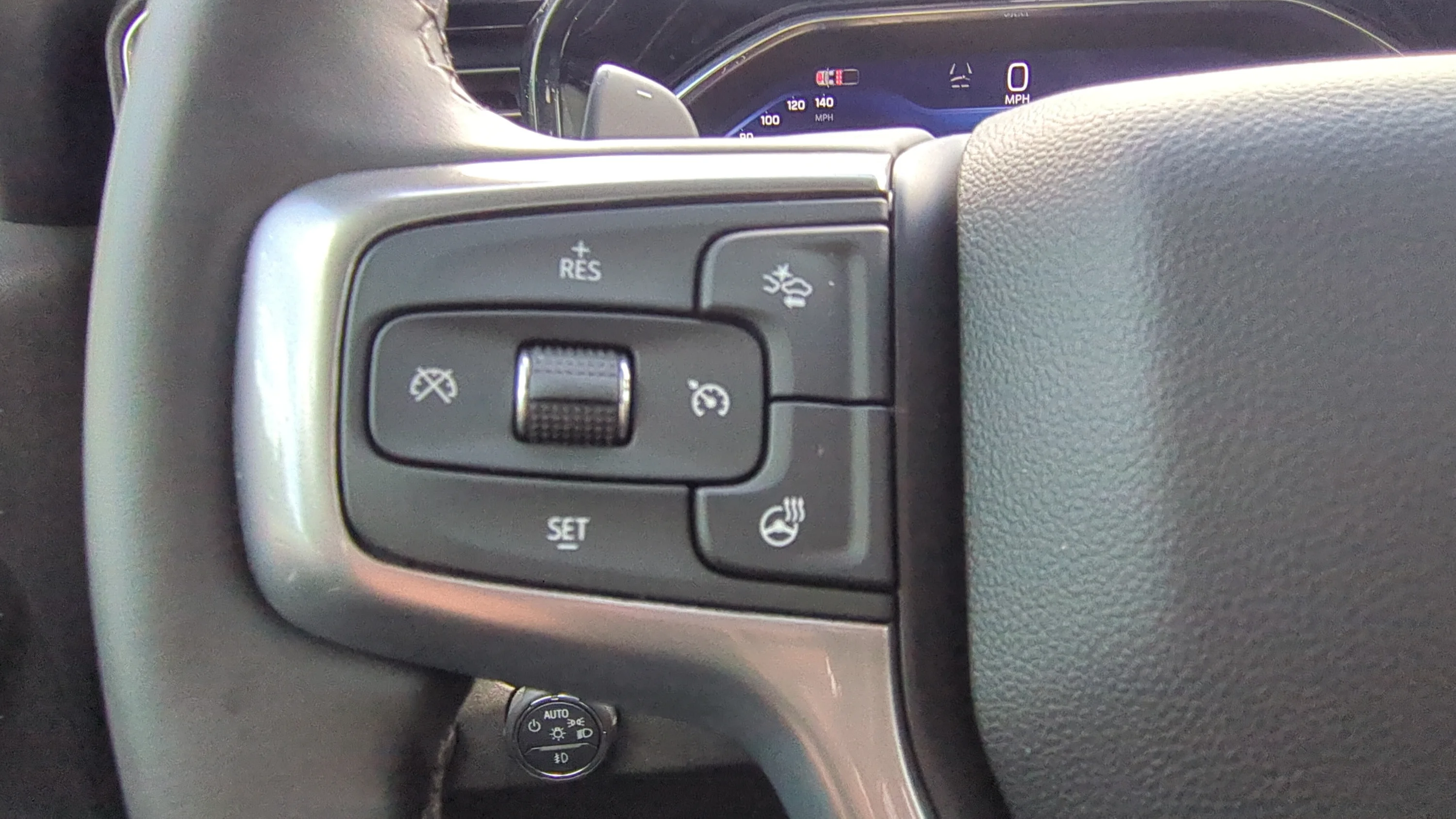 Used 2025 Summit White Chevrolet RST image 20