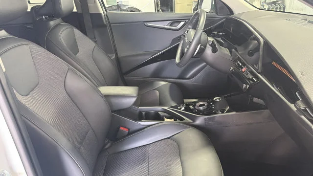 Certified Used 2025 White Kia EX image 12