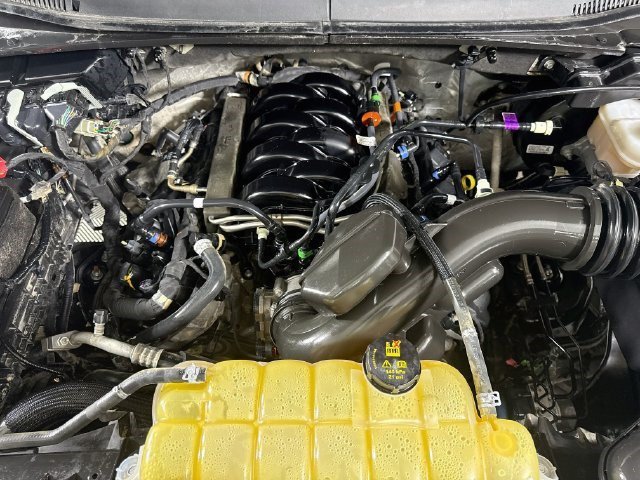 Used 2020 Blue Jeans Metallic Ford LARIAT image 35