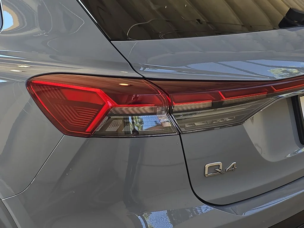 Used 2023 Gray Audi Premium Plus image 33