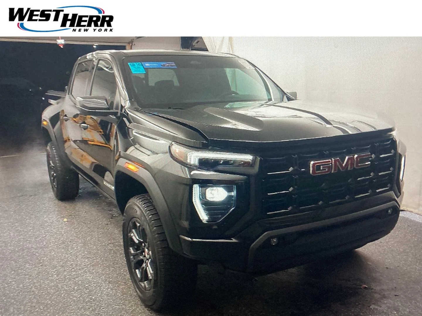 Used 2023 Onyx Black GMC Elevation image 1