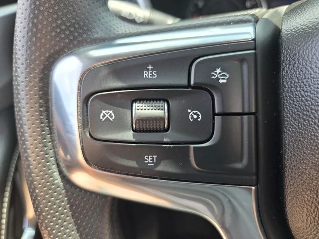 Used 2023 White Chevrolet LT image 30