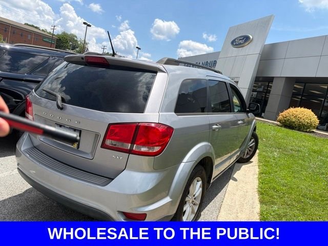 Used 2016 Silver Dodge SXT image 6