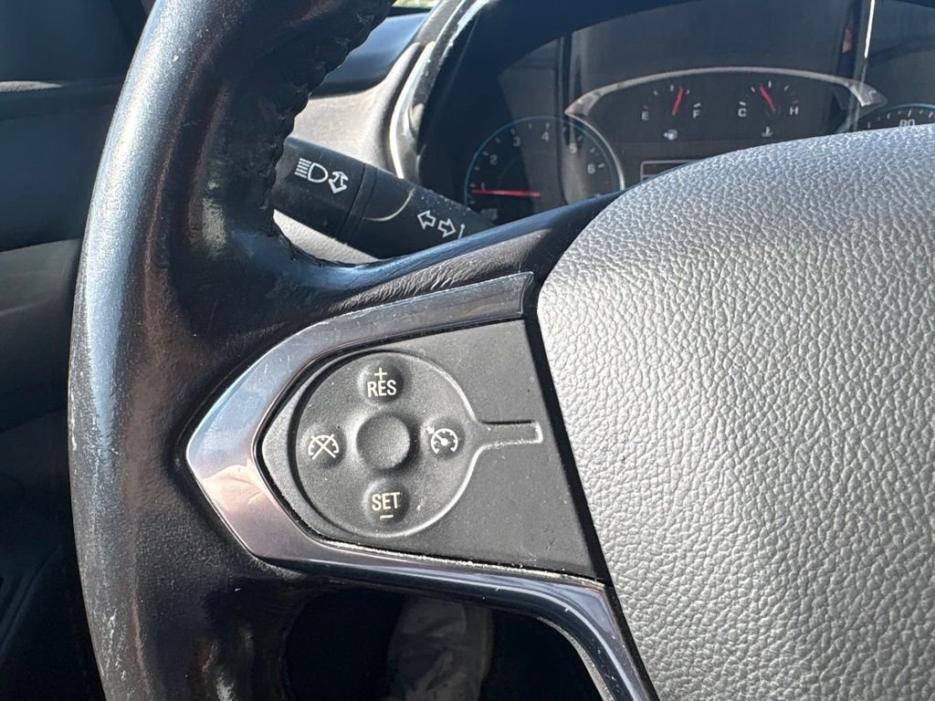 Used 2018 Satin Steel Metallic Chevrolet 3LT image 18