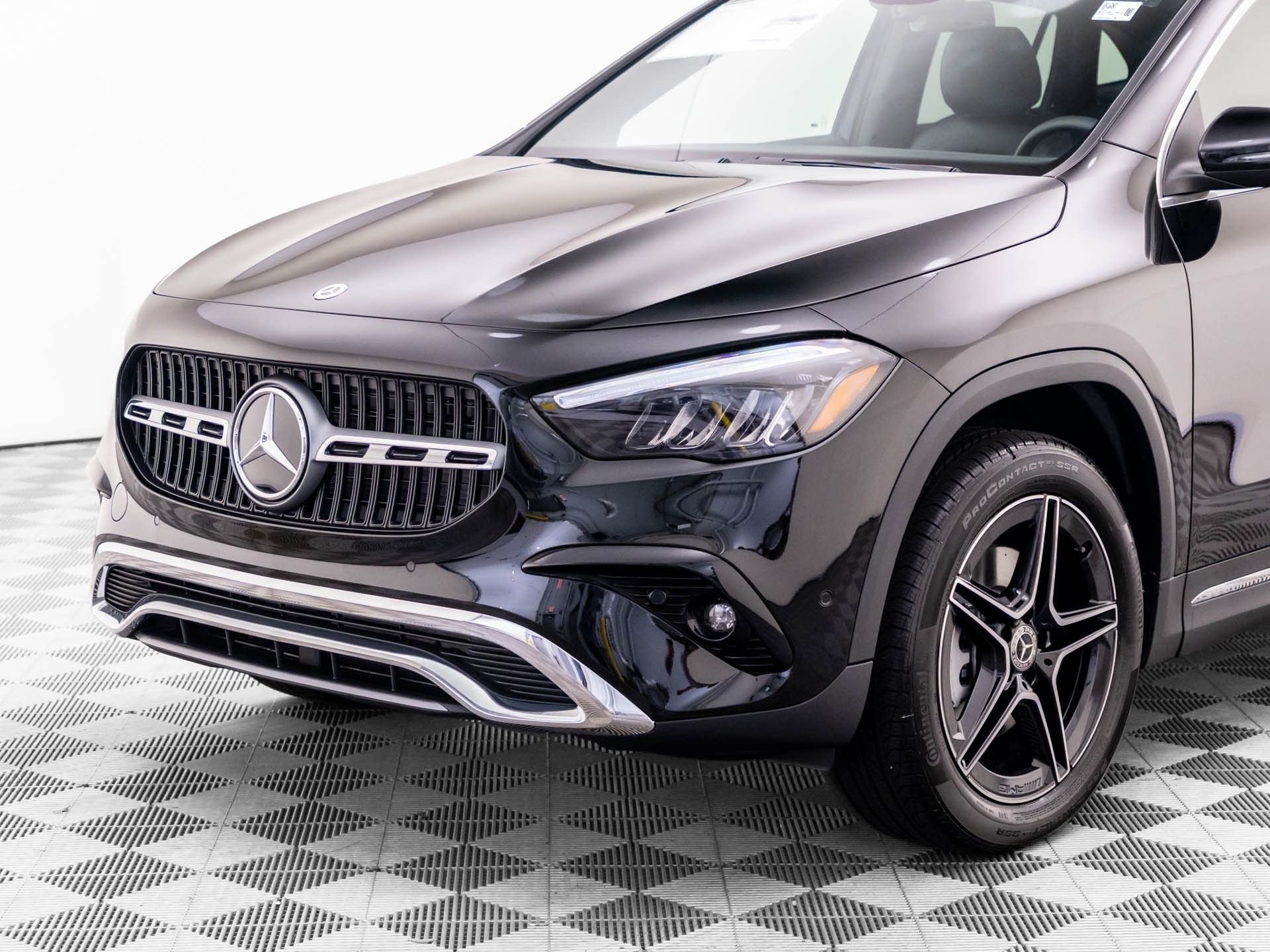New 2026 Black Mercedes-Benz GLA 250 image 35
