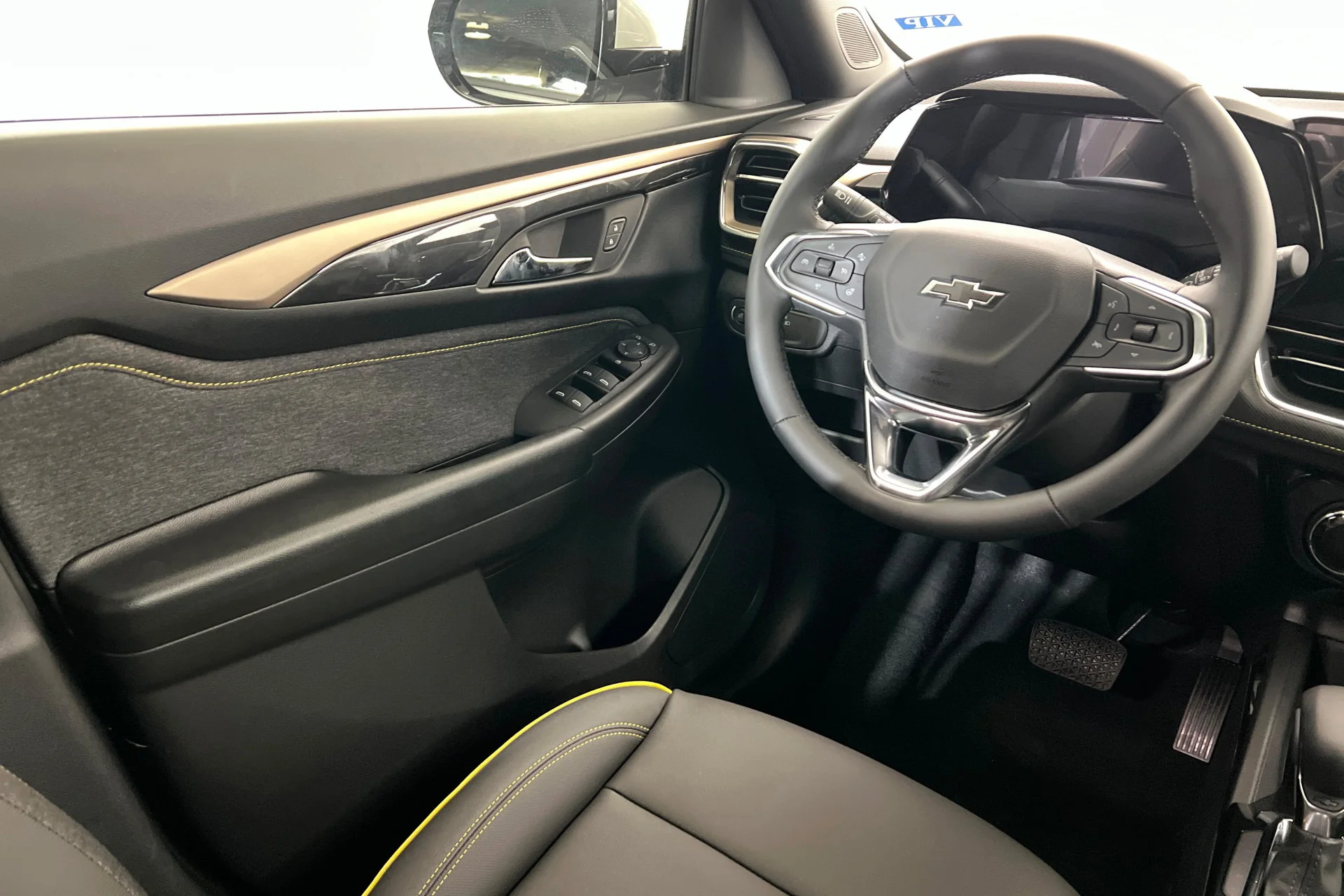 New 2026 Sterling Gray Metallic Chevrolet ACTIV image 11