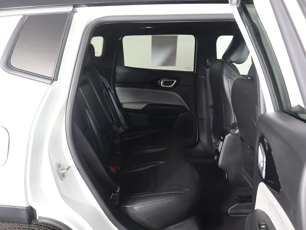 Used 2026 White Jeep Limited image 33