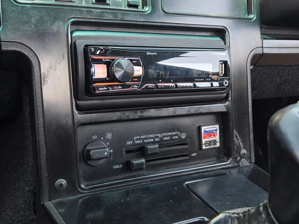 Used 1986 Black Chevrolet Base image 19