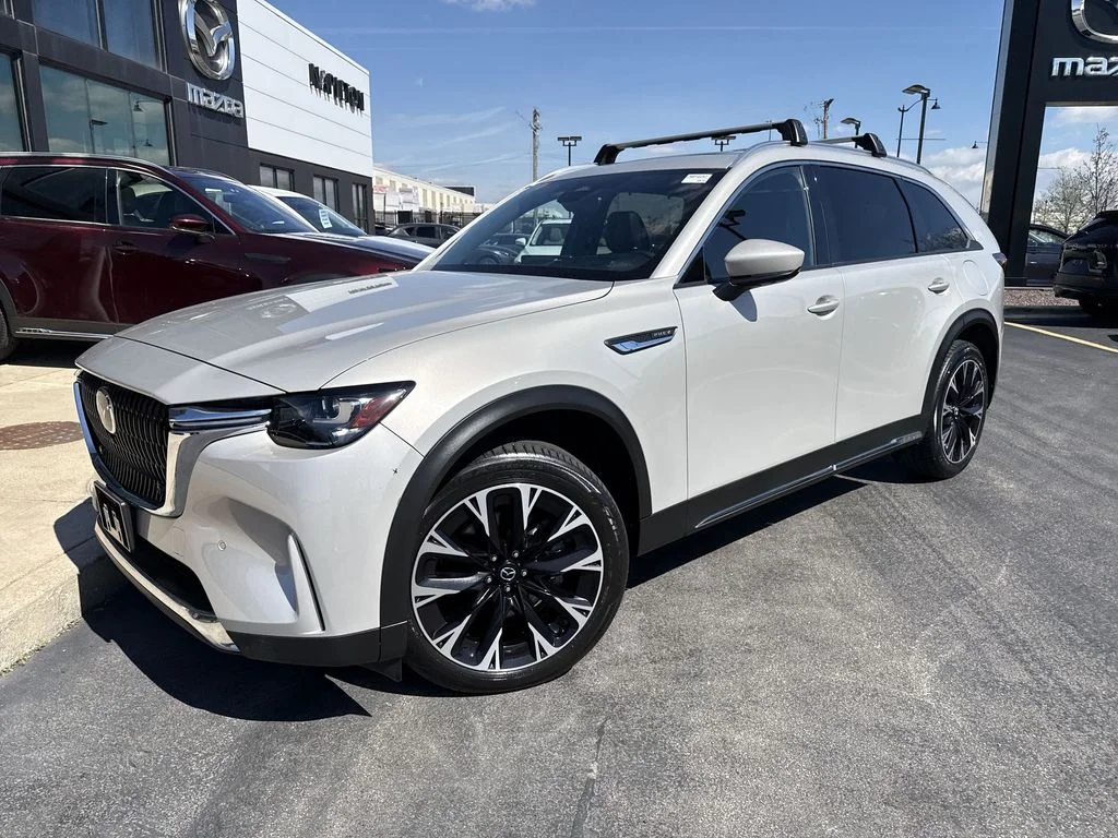 Used 2024 Silver Mazda Premium Plus image 7