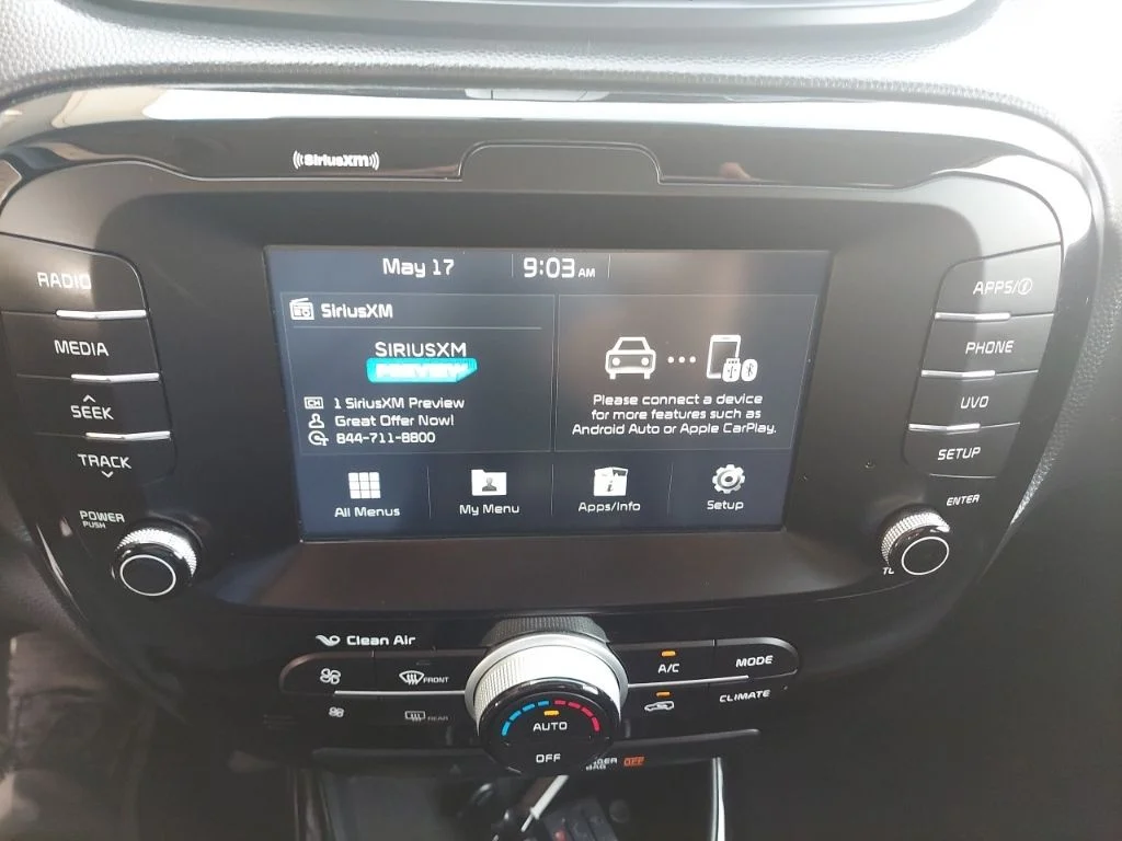 Used 2018 Black Kia Exclaim image 20