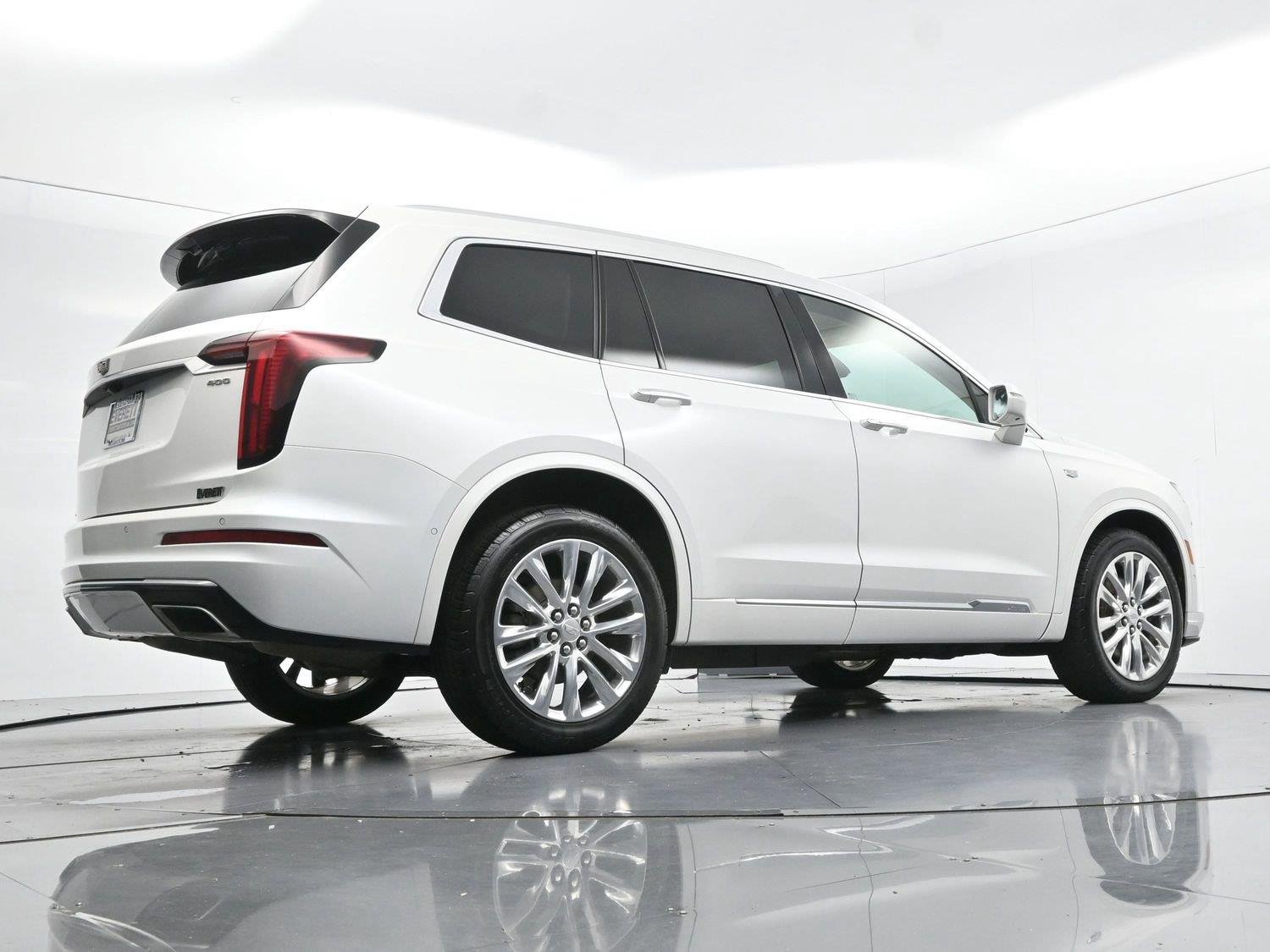 Used 2020 CRYSTAL WHITE TRICOAT Cadillac AWD Premium Luxury image 50