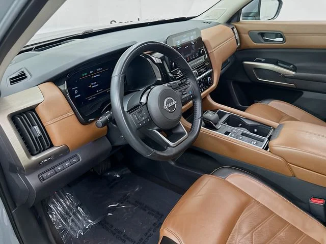 Certified Used 2024 Boulder Gray Pearl Nissan Platinum image 9