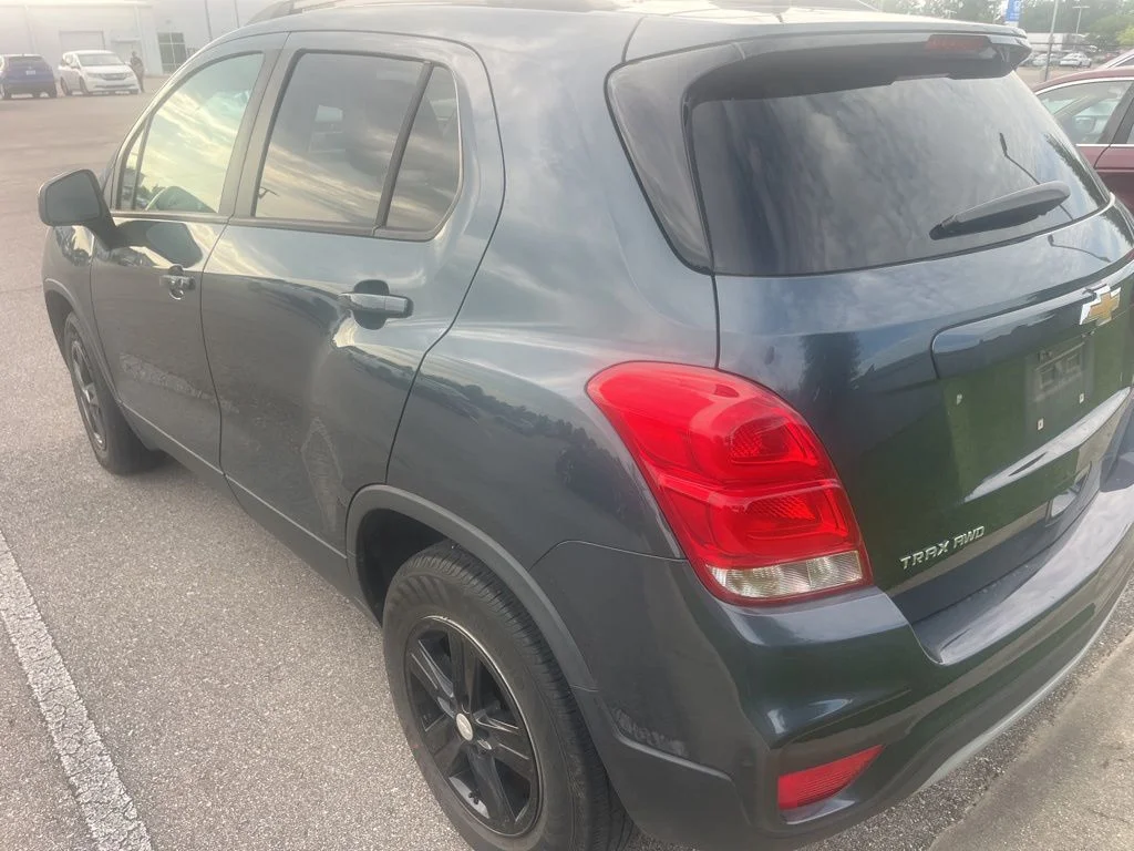Used 2021 Shadow Gray Metallic Chevrolet LT image 4