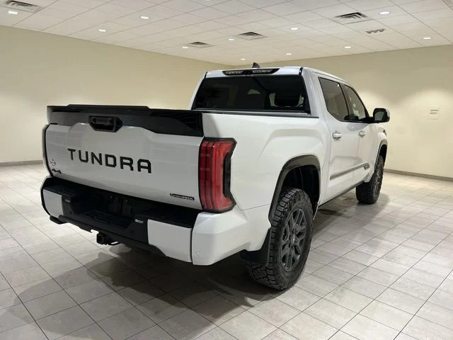 Certified Used 2026 Wind Chill Pearl Toyota Platinum image 5