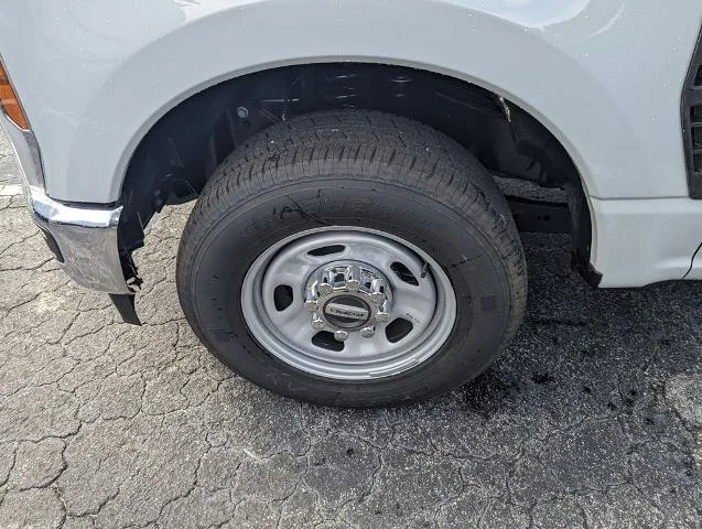 New 2026 Avalanche Ford F-350® XL image 26