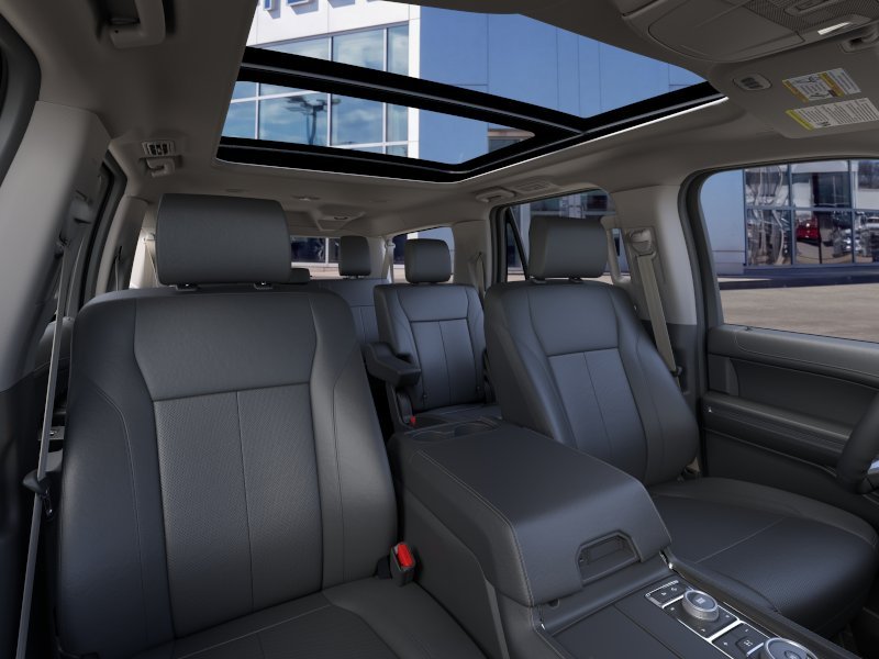 New 2022 Agate Black Metallic Ford XLT MAX image 10