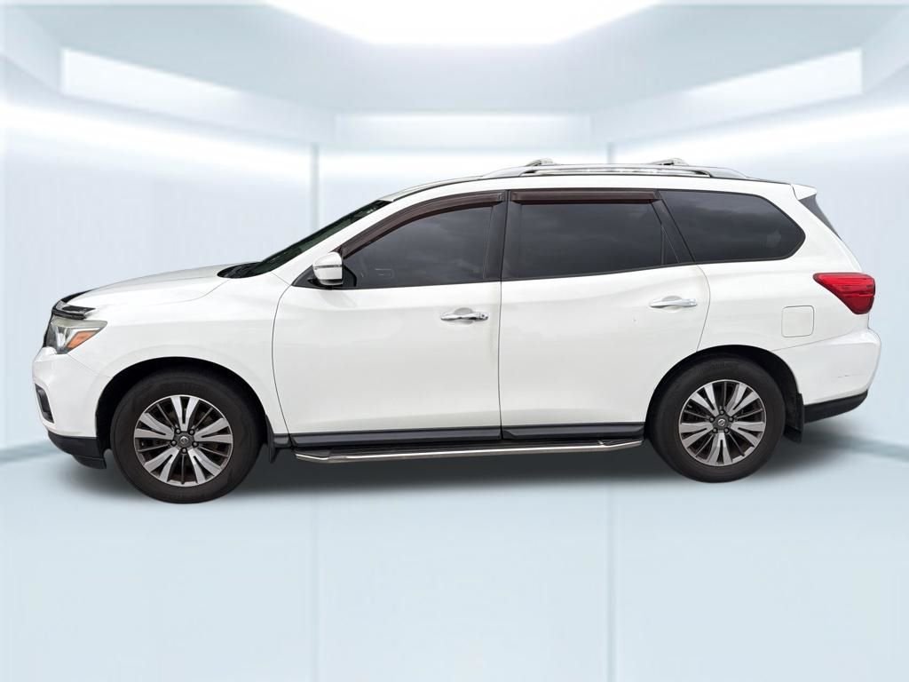 Used 2017 Glacier White Nissan SV image 5