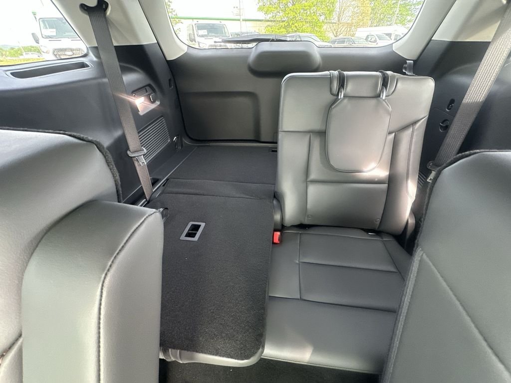 New 2026 Space White Metallic Ford Active image 29