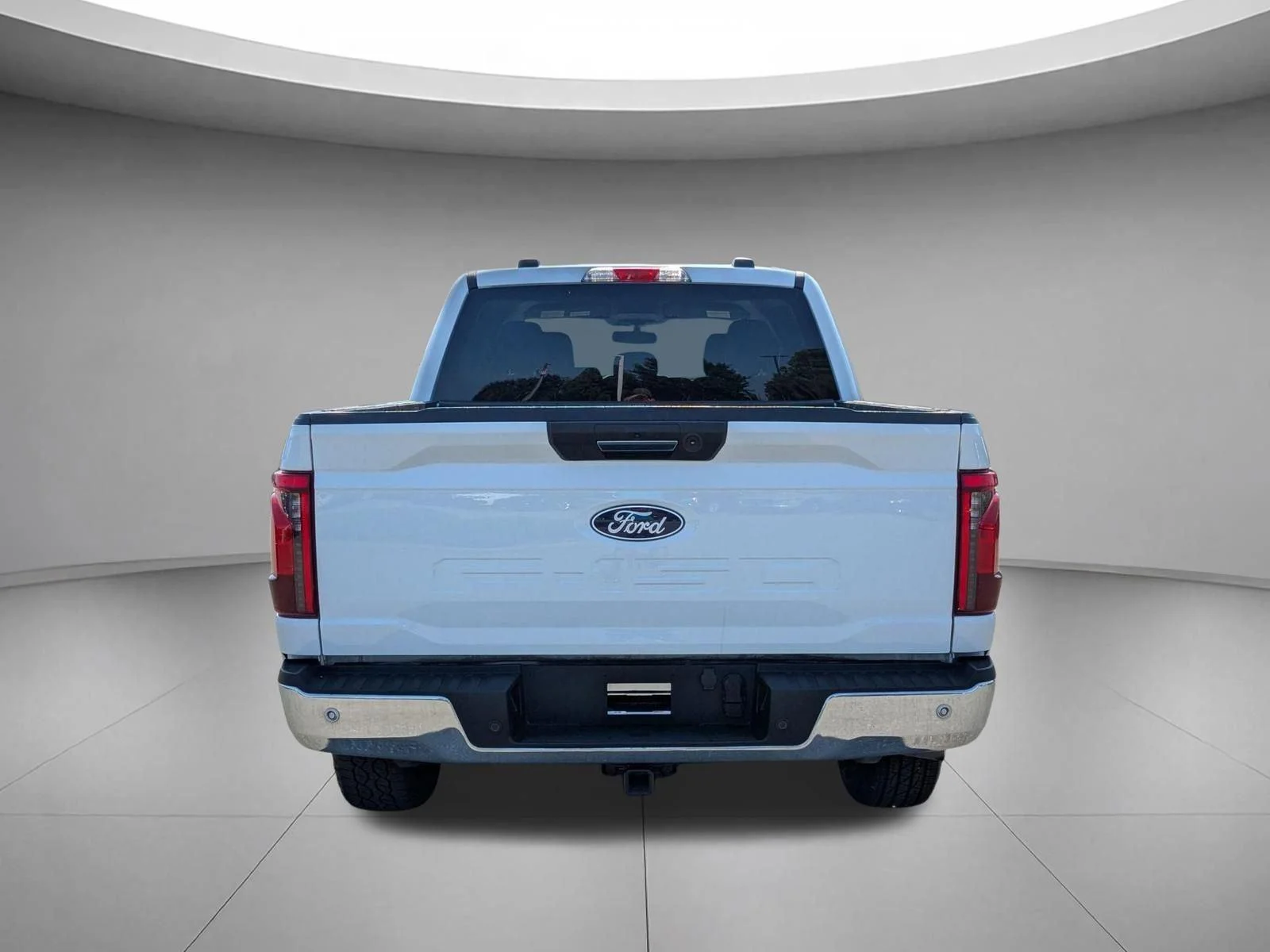 Used 2024 Oxford White Ford XLT image 6
