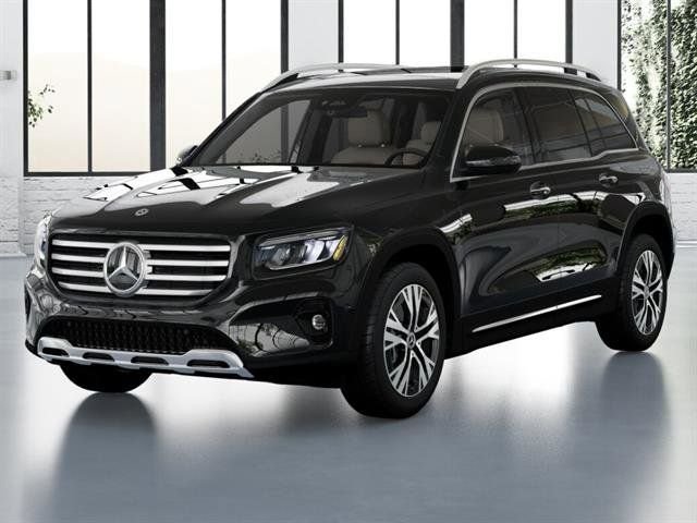 2026 Mercedes-Benz GLB GLB 250 4MATIC's photo