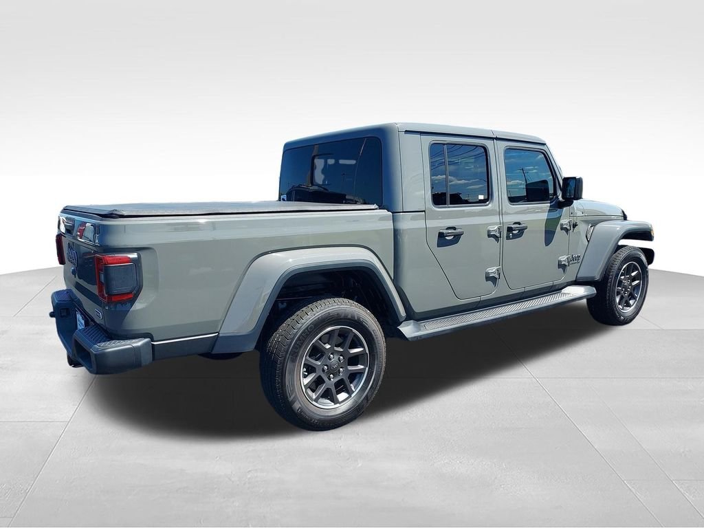Used 2020 Gray Jeep Overland image 5