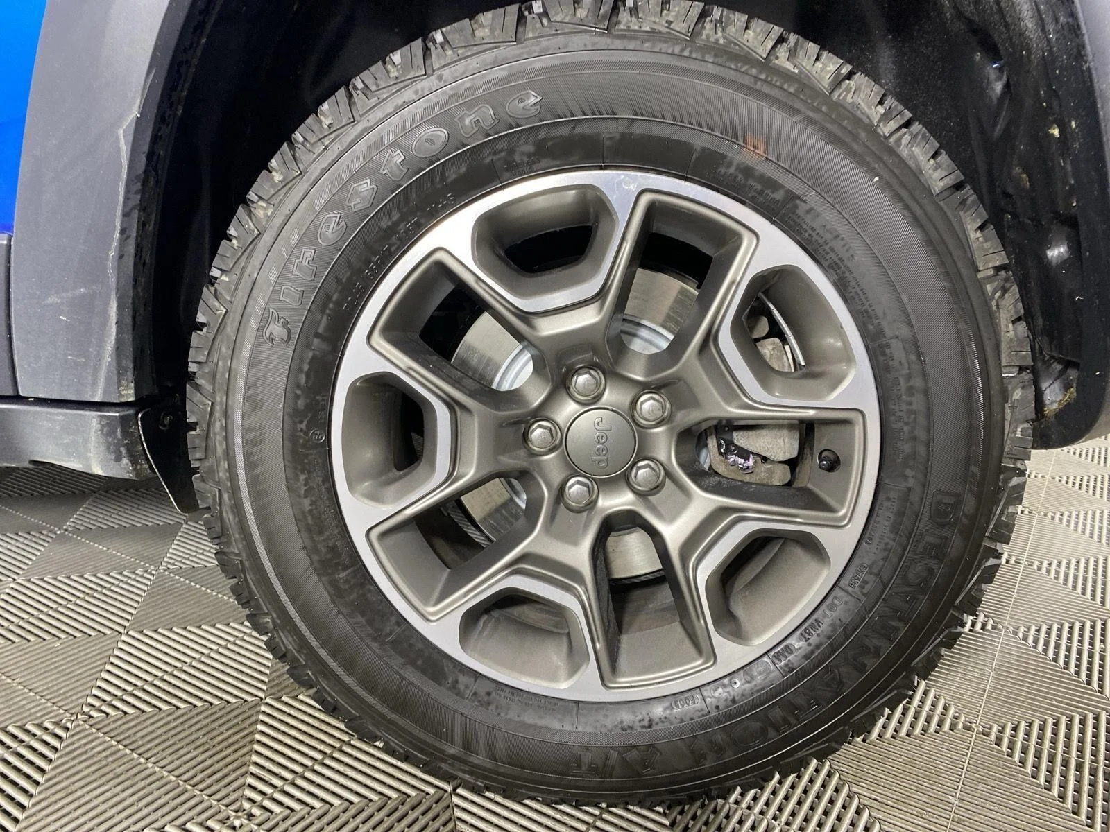 Used 2022 Hydro Blue Pearlcoat Jeep Trailhawk image 28