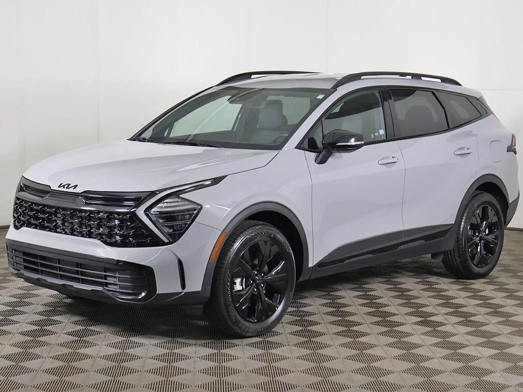 Used 2025 Gray Kia X-Line image 8