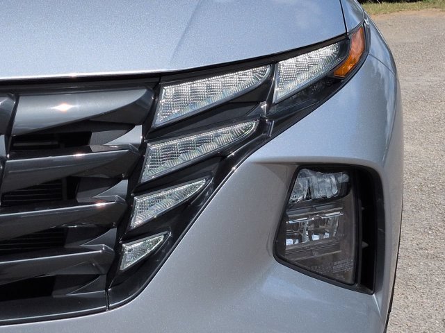 Used 2023 Silver Hyundai XRT image 10