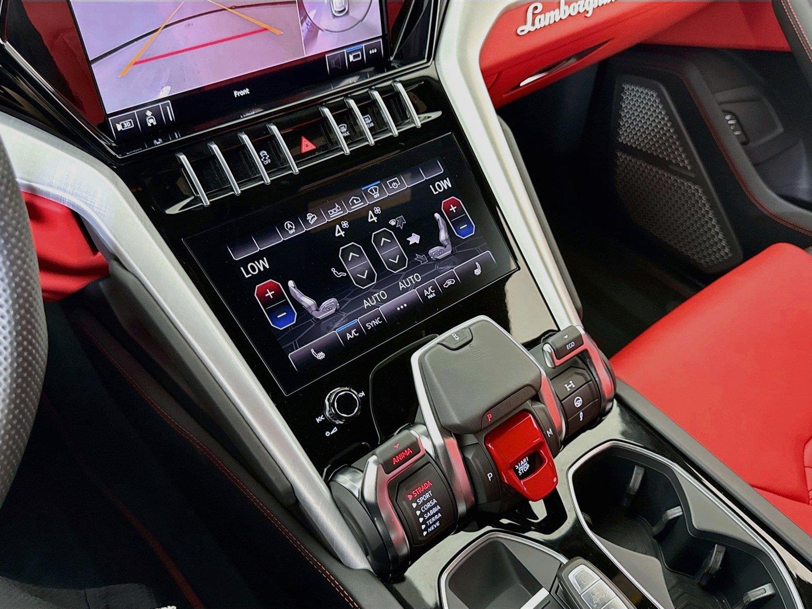 Used 2020 Bianco Icarus Metallic Lamborghini Carbon Bonnett | Custom Exhaust | Only 10K Miles image 21