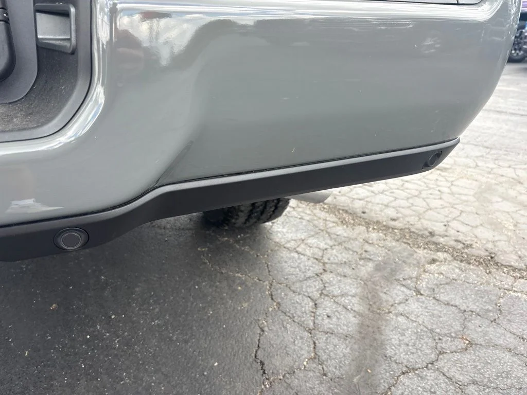 New 2026 Ceramic Gray Clear-Coat Exterior Paint RAM LARAMIE image 11