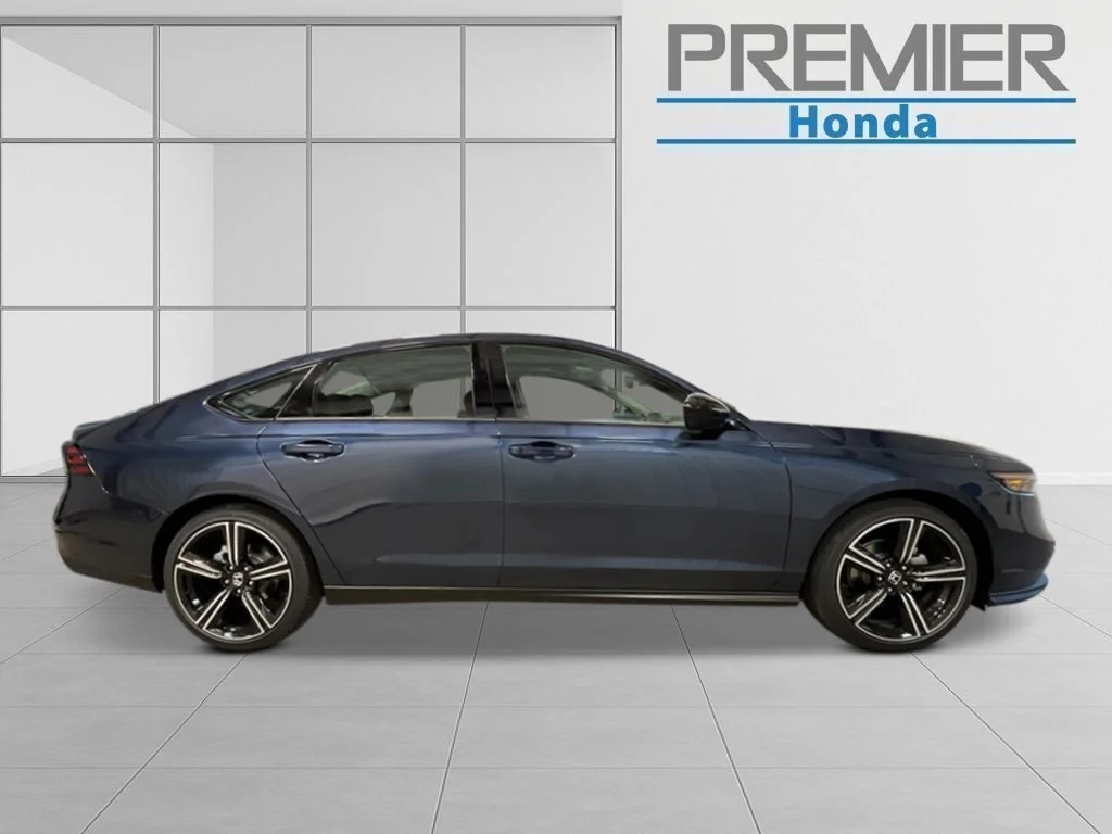 New 2026 Canyon River Blue Metallic Honda SE image 7