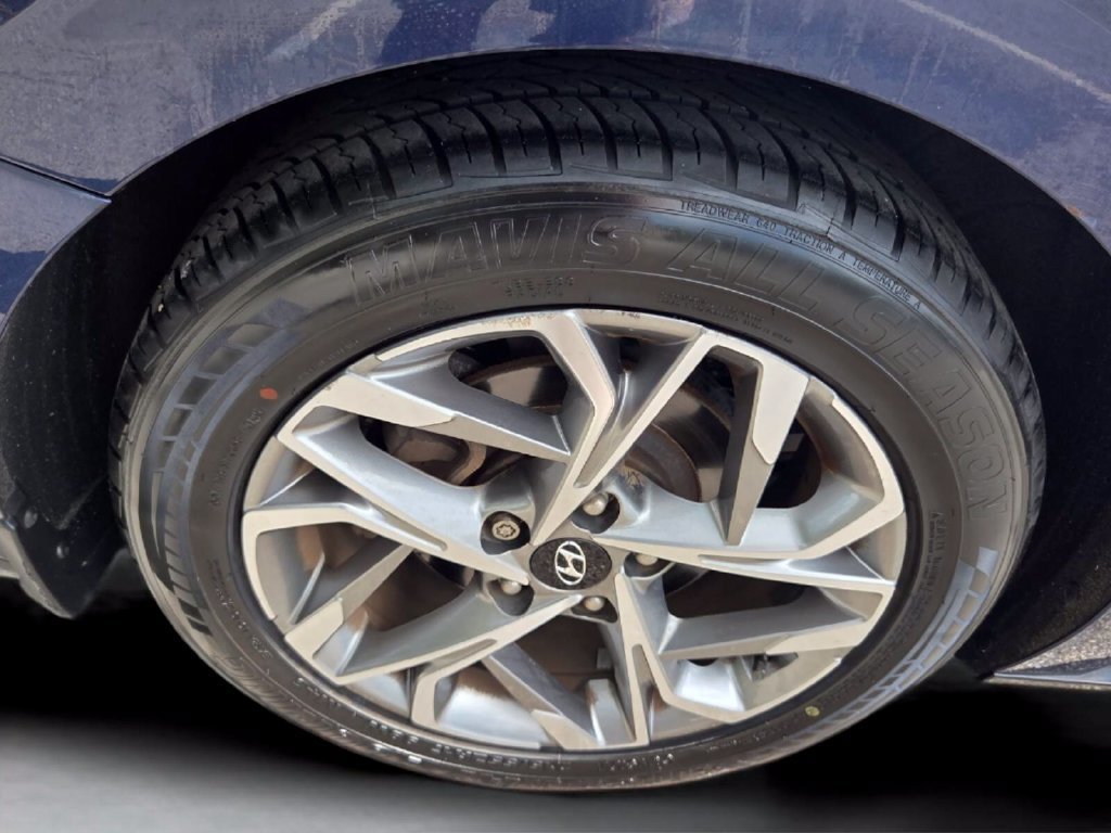Used 2021 Stormy Sea Hyundai SEL image 16