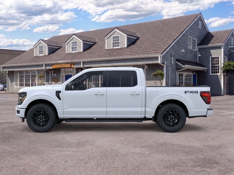New 2026 Oxford White Ford XLT image 3