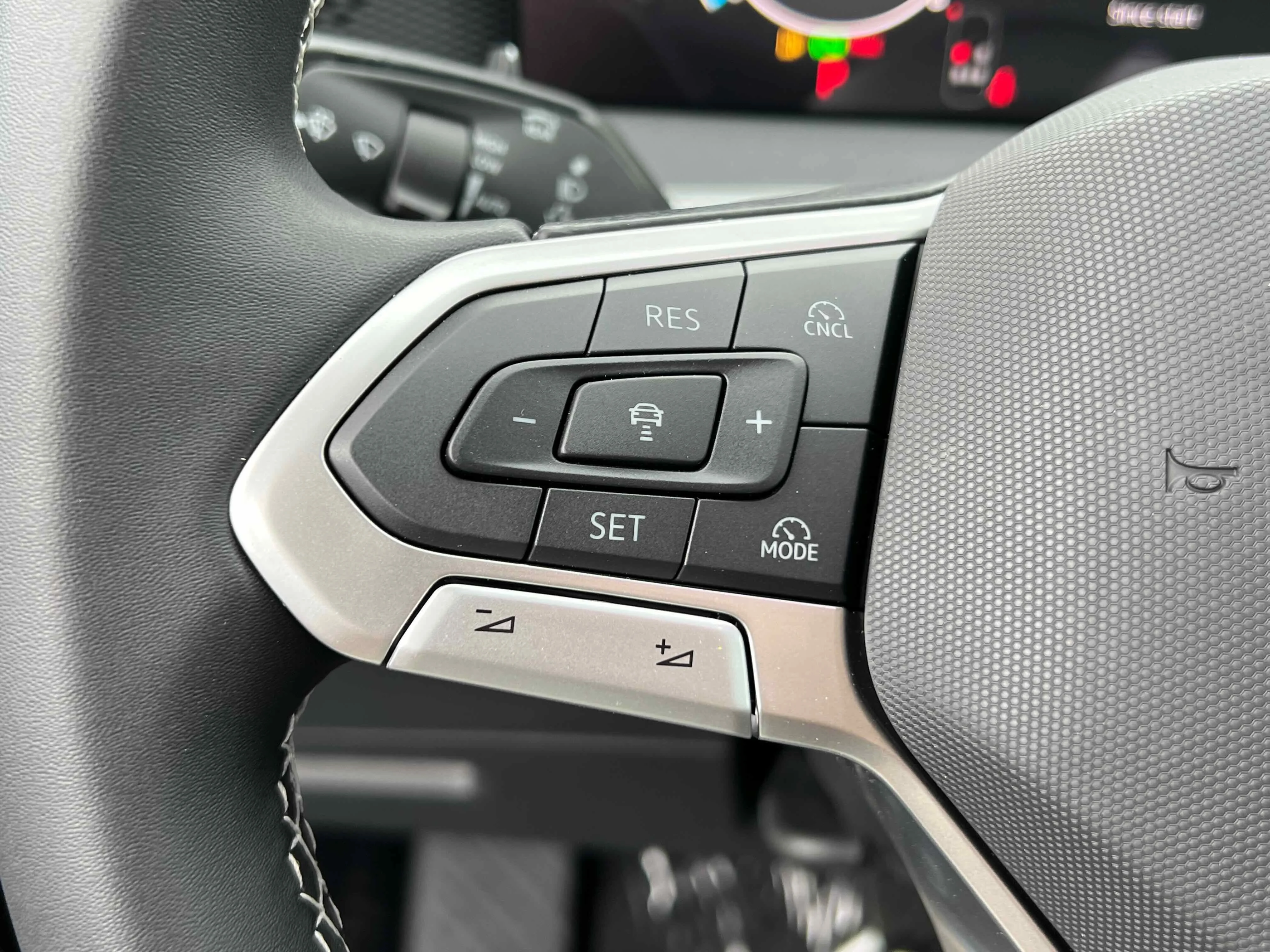 New 2026 Platinum Gray Volkswagen S image 31