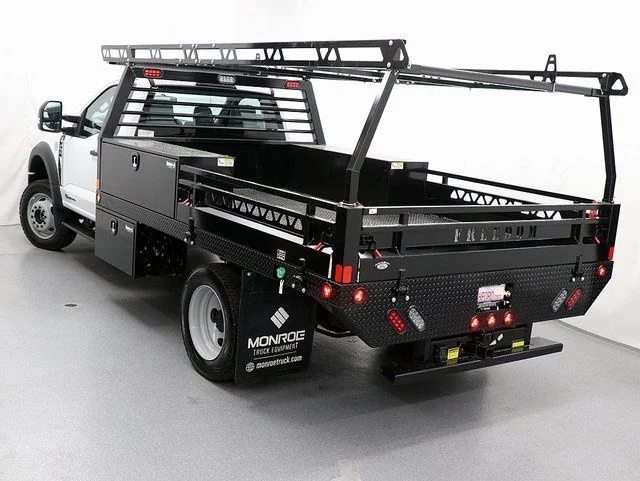 New 2025 Oxford White Ford F-450® XL image 8