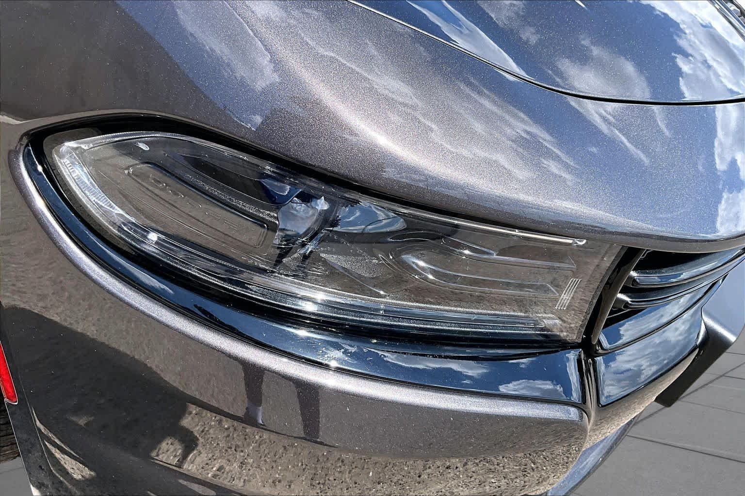Used 2023 Granite Pearlcoat Dodge SXT image 29