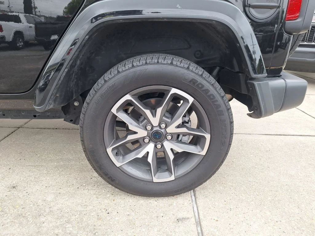 Used 2024 Black Jeep Sport S 4xe image 23