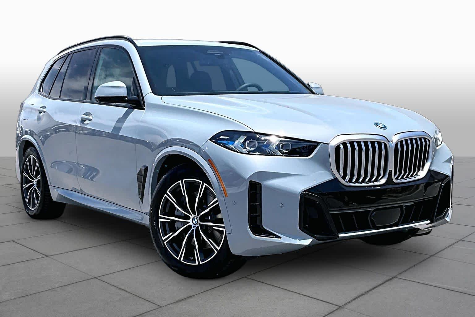 New 2026 Brooklyn Grey Metallic BMW xDrive50e image 2