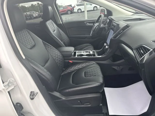 Used 2023 White Ford Titanium image 26