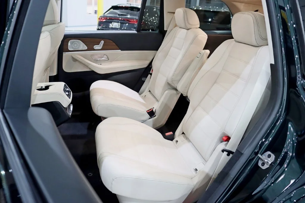 Used 2022 Green Mercedes-Benz GLS 450 image 28