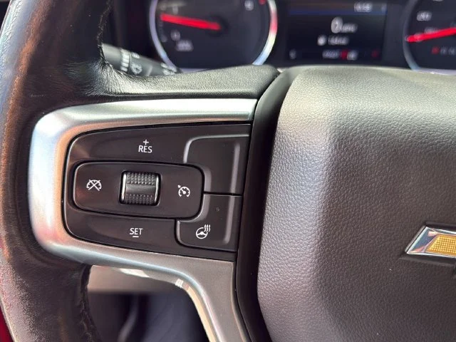Used 2022 Red Chevrolet LT image 26