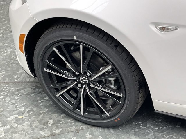 New 2026 Snowflake White Pearl Mazda Grand Touring image 25