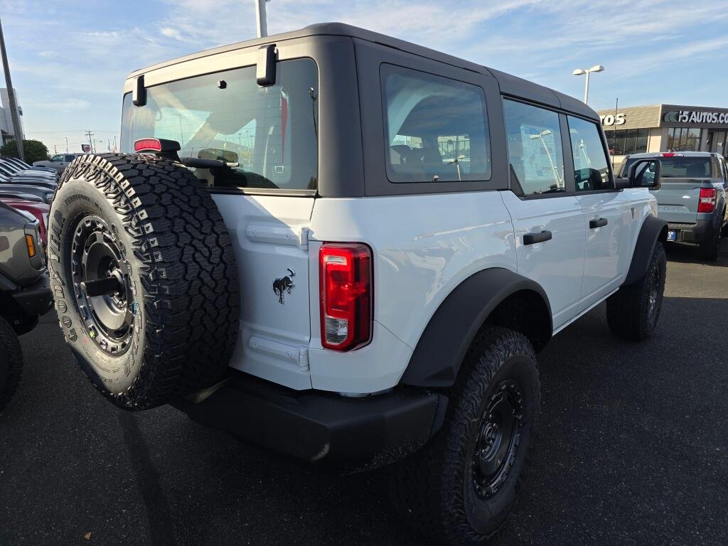 New 2025 Oxford White Ford Base image 6