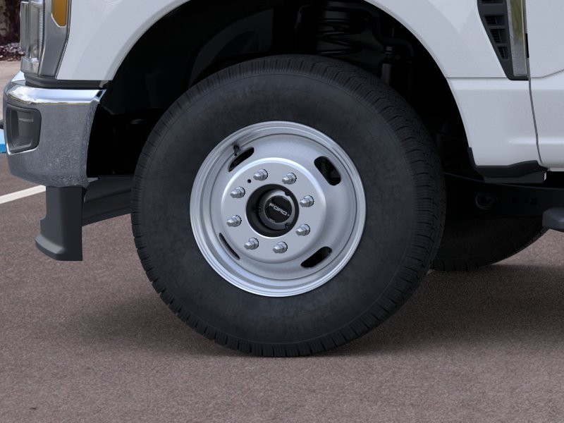 2026 Ford F-350 Super Duty Chassis Cab XL - Photo 19