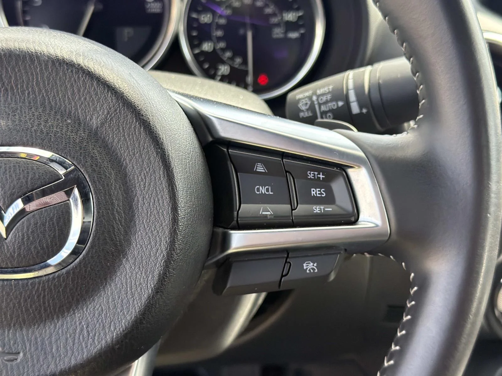 2025 Mazda MX-5 Miata RF Grand Touring - Photo 10