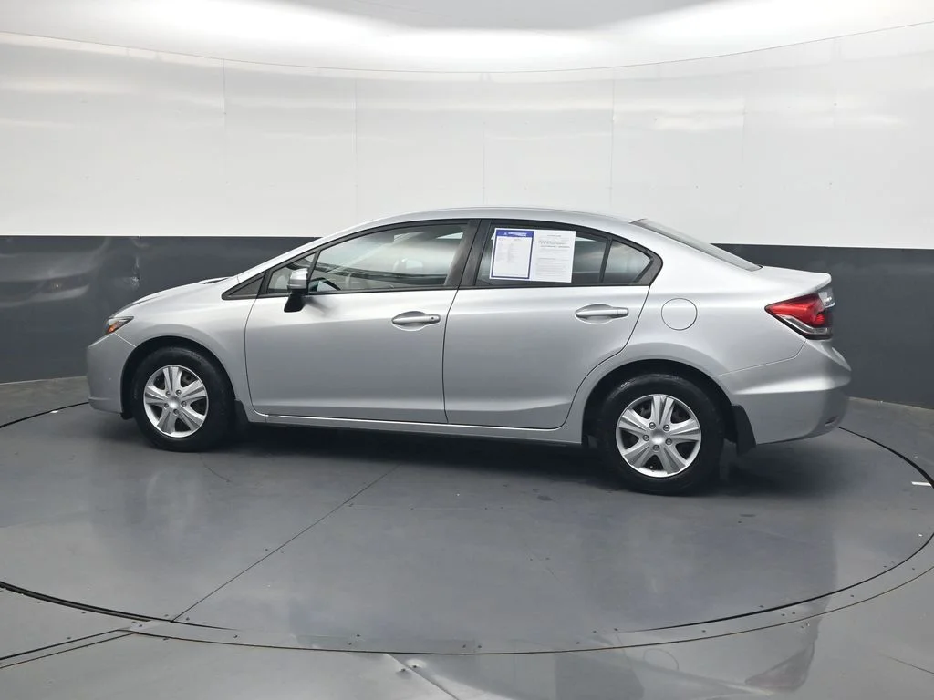 Used 2015 Silver Honda LX image 7