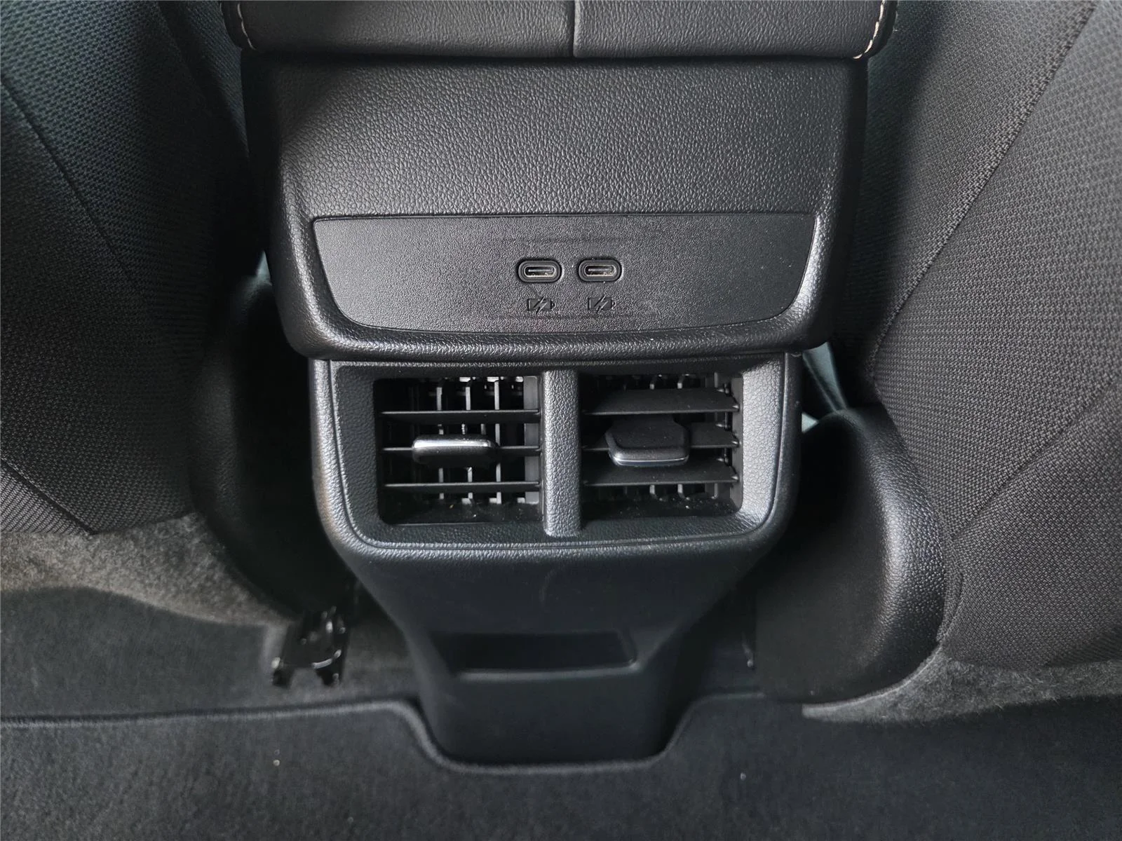 Used 2026 Summit White GMC FWD Elevation image 20